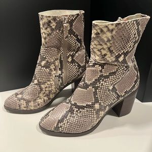 Steve Madden Rewind - Snake Print Boot - Size 9